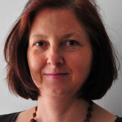 lisasterzinger.jpg