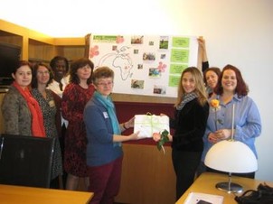 Erfolg für die Kampagne „fair flowers – mit Blumen für Menschenrechte“.jpg